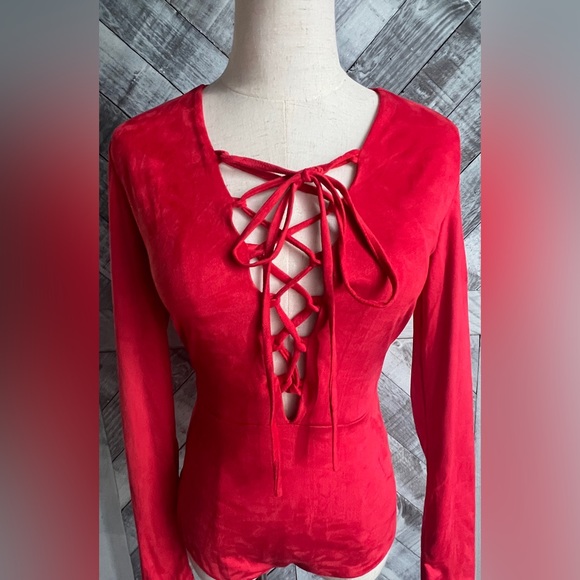 GOJANE NWOT ALL TIED UP RED BODYSUIT. SIZE MEDIUM - Picture 4 of 7